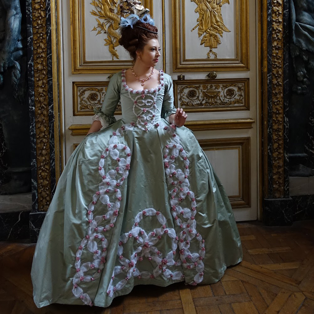Evening Gown - Fransız Tarzı Rokoko 18. Yüzyıl Fransız